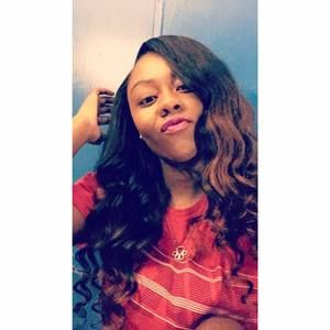 Meet your Posher, Briana